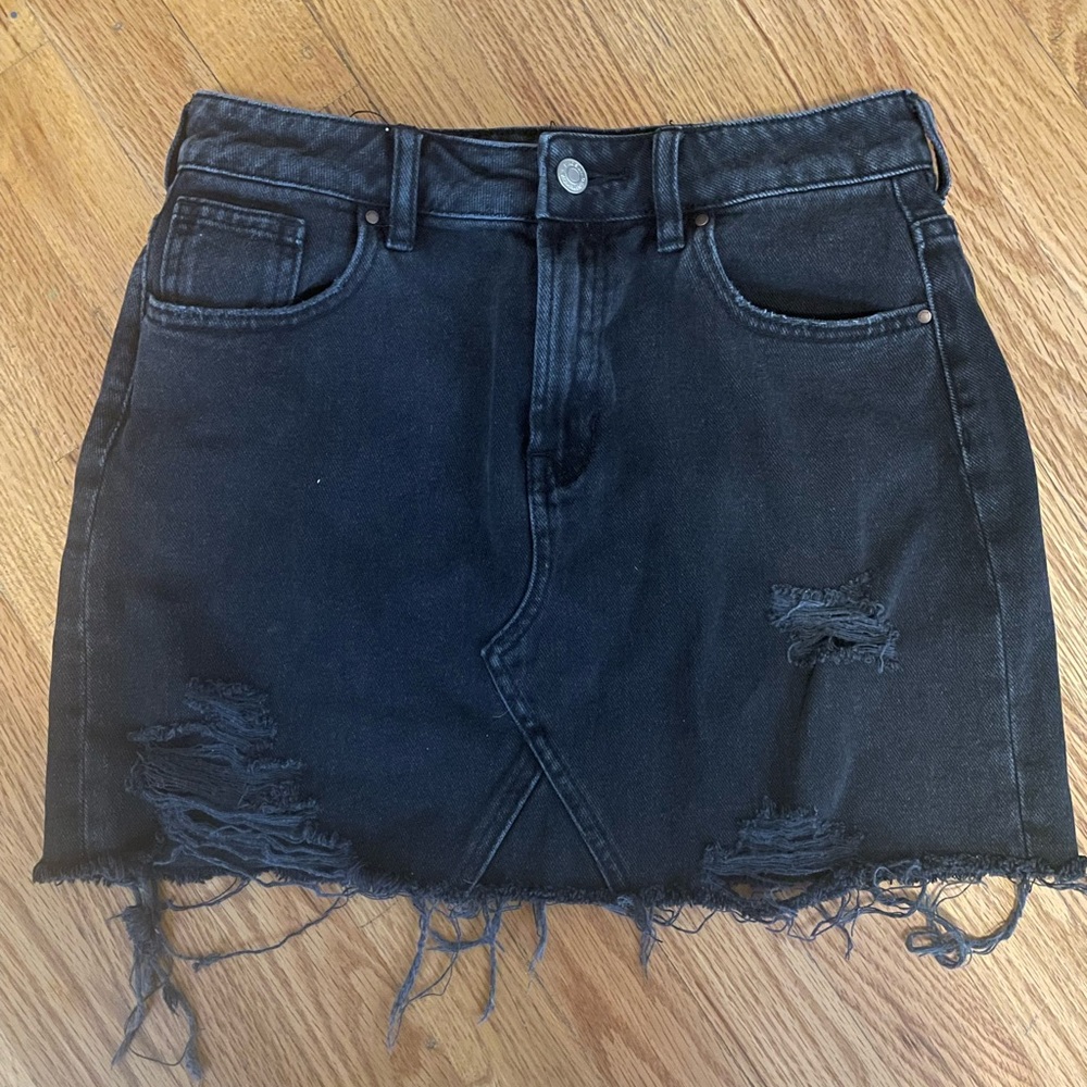 PacSun black jean skirt! Size 27!